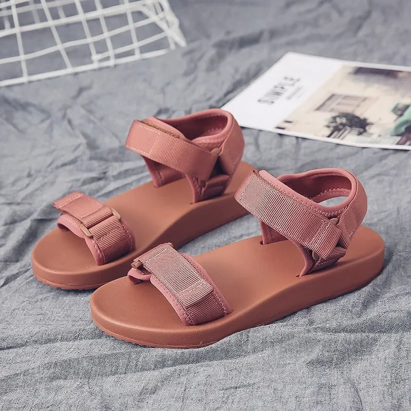 Sandalias planas y versátiles para Mujer, zapatos romanos a la moda para la playa, novedad De verano, 2023