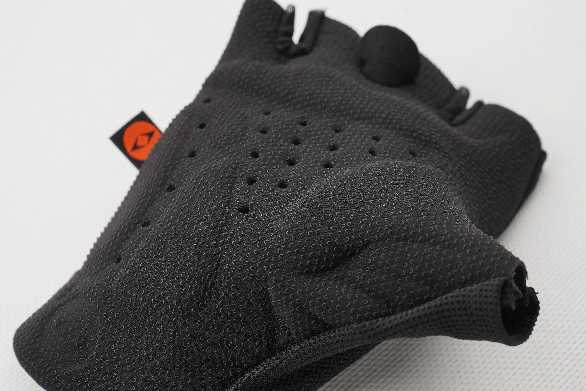 DAREVIE Herren-Fahrradhandschuhe Aero Reduzieren den Widerstand Schnell Trocknende Fahrradhandschuhe Weiche Leichte Sport- und Fitness-Trainingshandschuhe – Detail 13