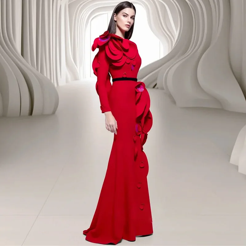 

Spot Goods 2025 New European and American Fashion Celebrity Dress Heavy Craft Three-Dimensional Petal Small Train Long Dress