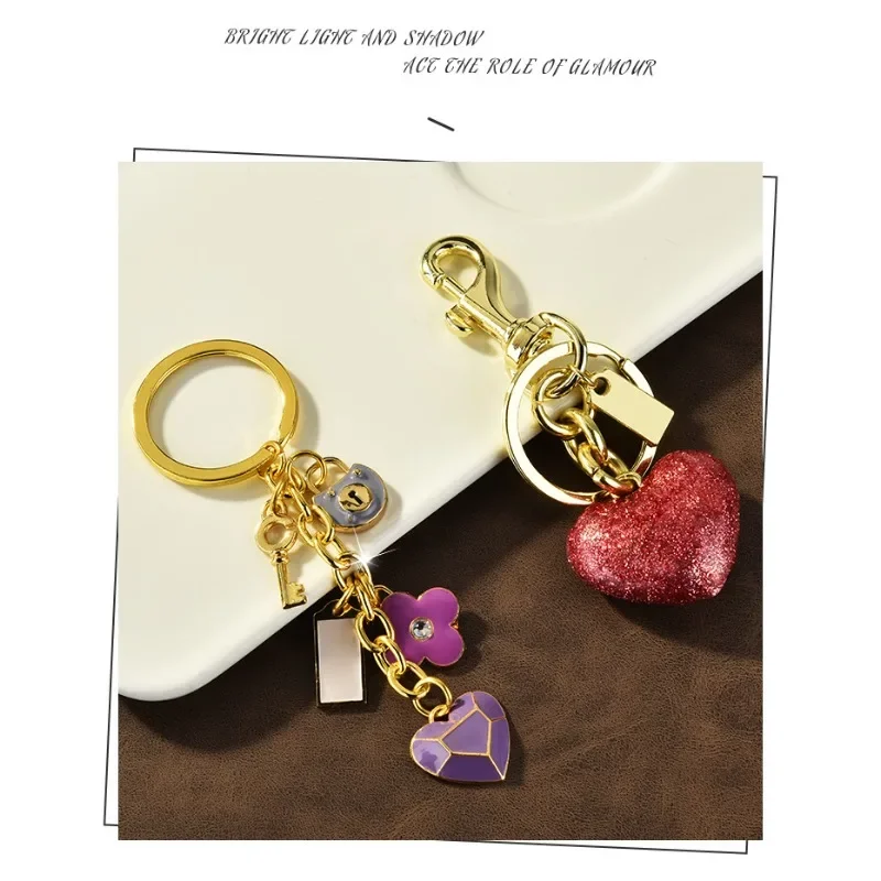 

Heart-shaped keychains, women's car heart-shaped bag pendants, creative heart-shaped pendant accessories