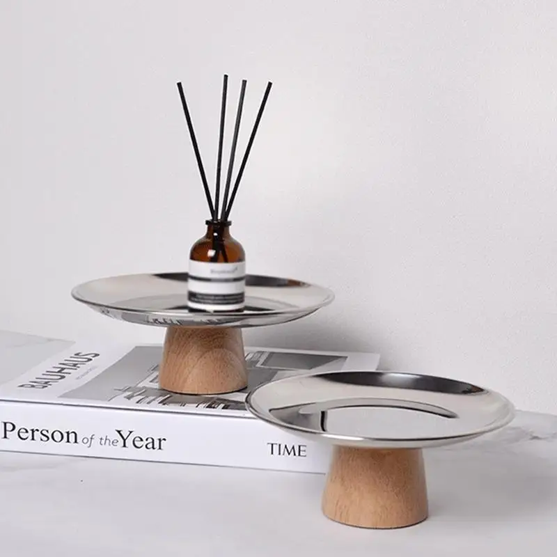 

E8BD Круглый поднос для хранения из нержавеющей стали с деревянным основанием Настольная кухонная сервировочная тарелка