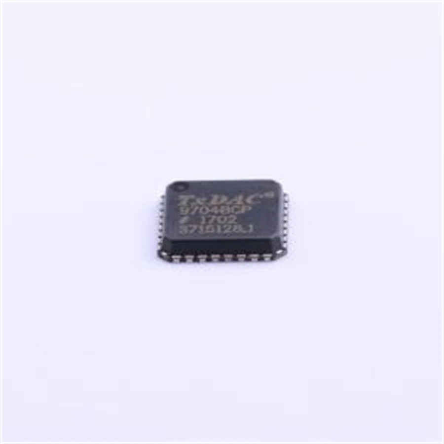 2PCS/LOT AD9704BCPZ (Data Acquisition)