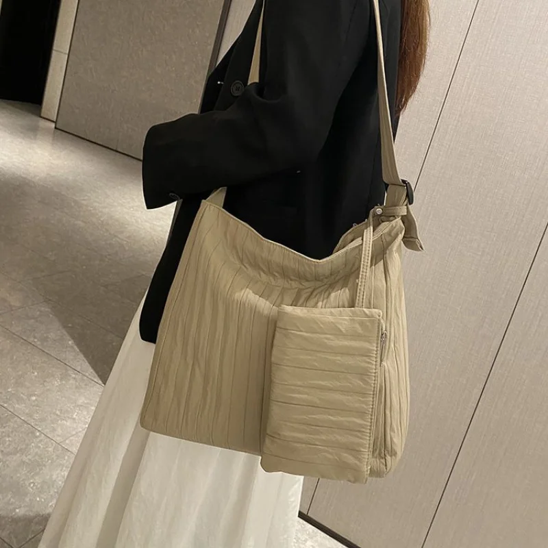 

Simple-elegant 2025 New Ladies Luxury Brand Leather Shoulder Bag Famous Designer Popular Simple Casual High-Quality​
