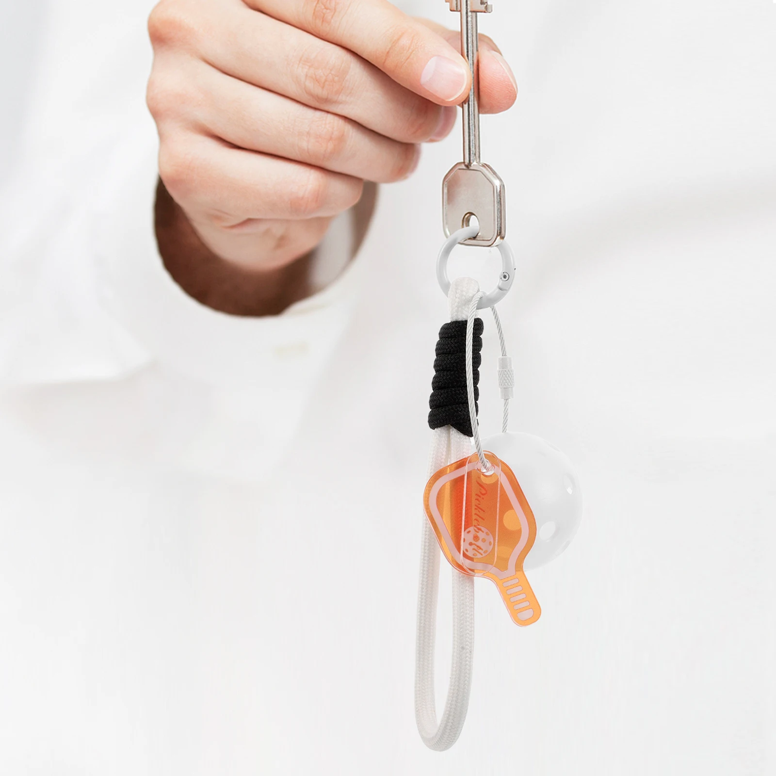 

Creative Pickleball Keychains Mini Portable Sports Tennis Kids Decorative Charm Party Favor Racket Bat Keyring for Bags