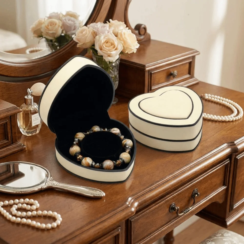 Heart-shaped Jewelry Box Solid-color Surface Compact Portable Size Heart-shaped Box PU Leather Reliable Stitching PU Leather Box