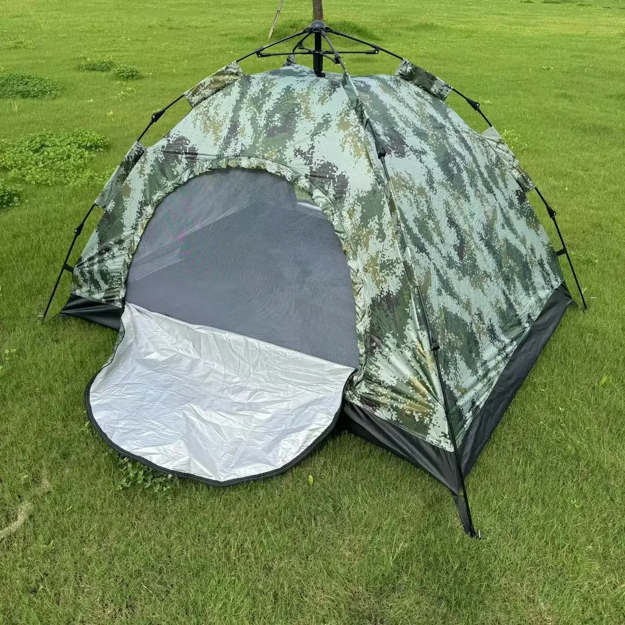 Outdoor Tent Automatic Portable Camping Beach Camping Fake Double-layer Folding Quick Opening Free Tent