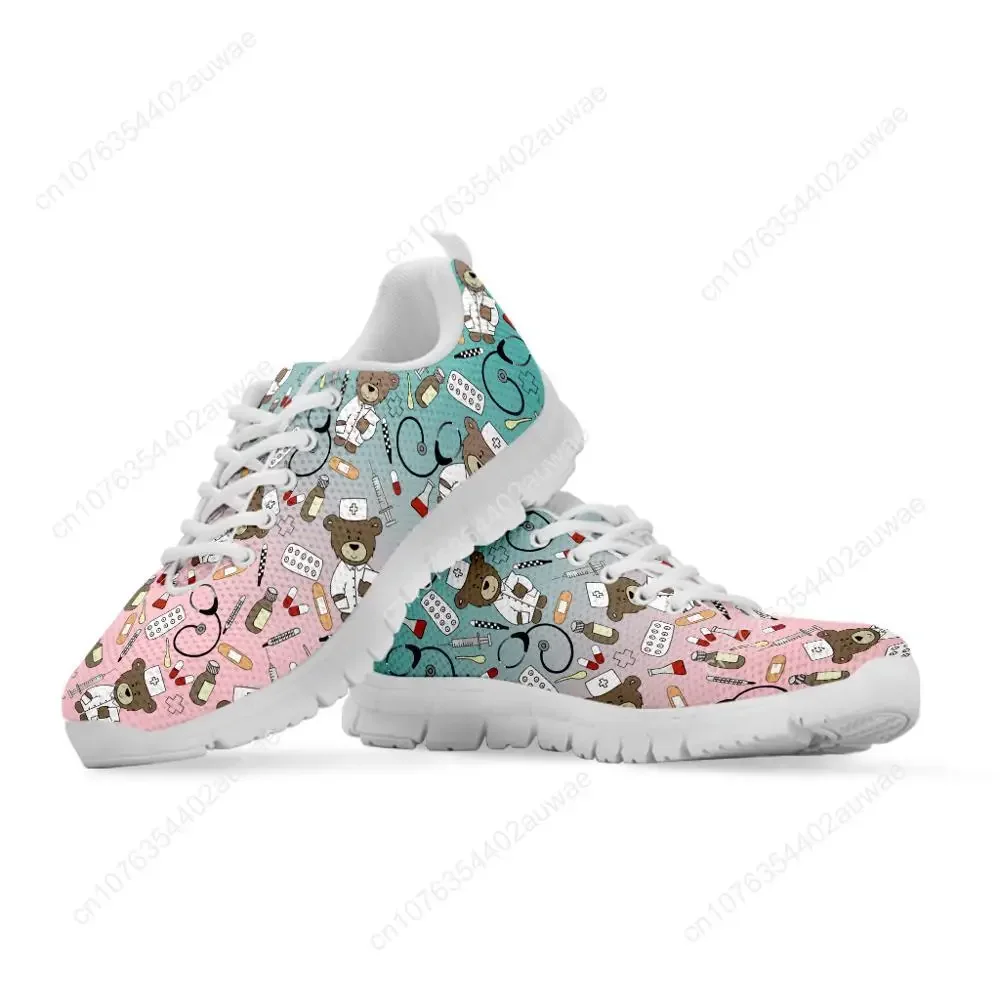 Cute Cartoon Nurse Bear Print Sneakers para mulheres, apartamentos, cordas, Calzature feminino