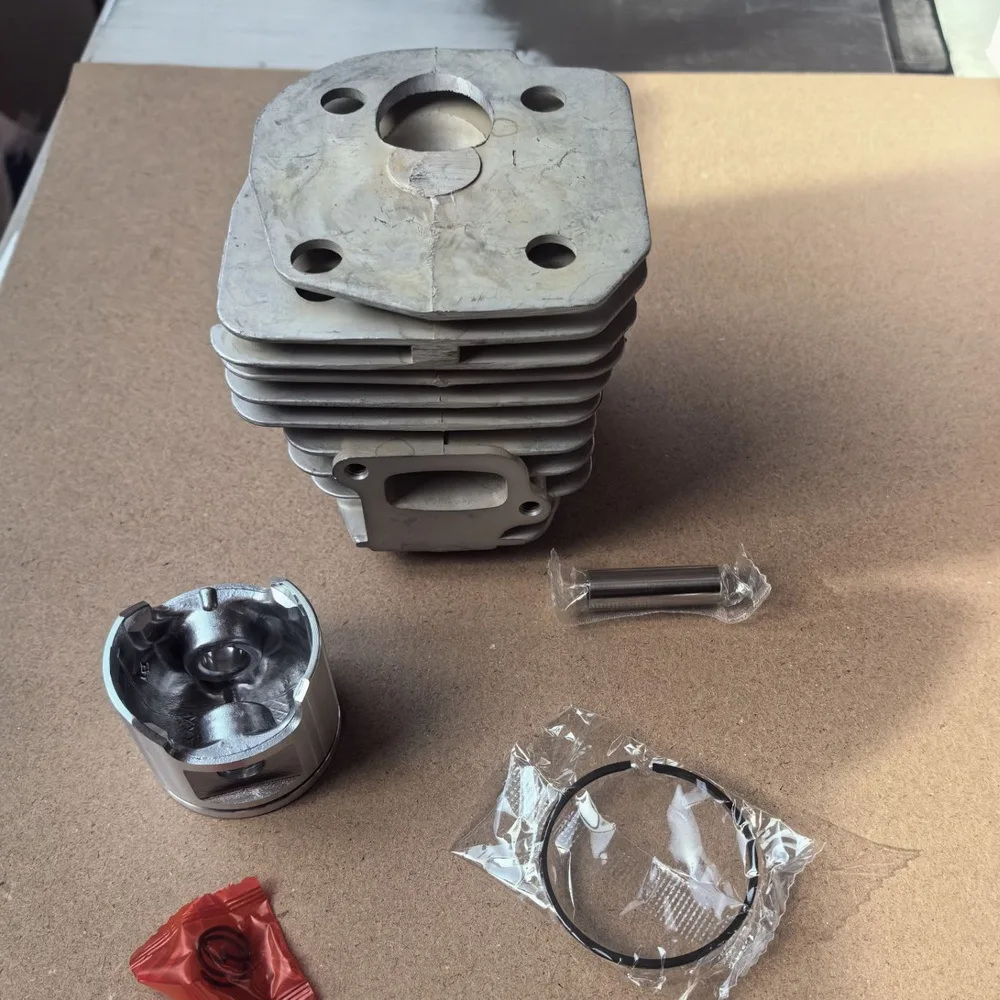Suitable for Cylinder Husqvarna 353 45mm cylinder piston assembly