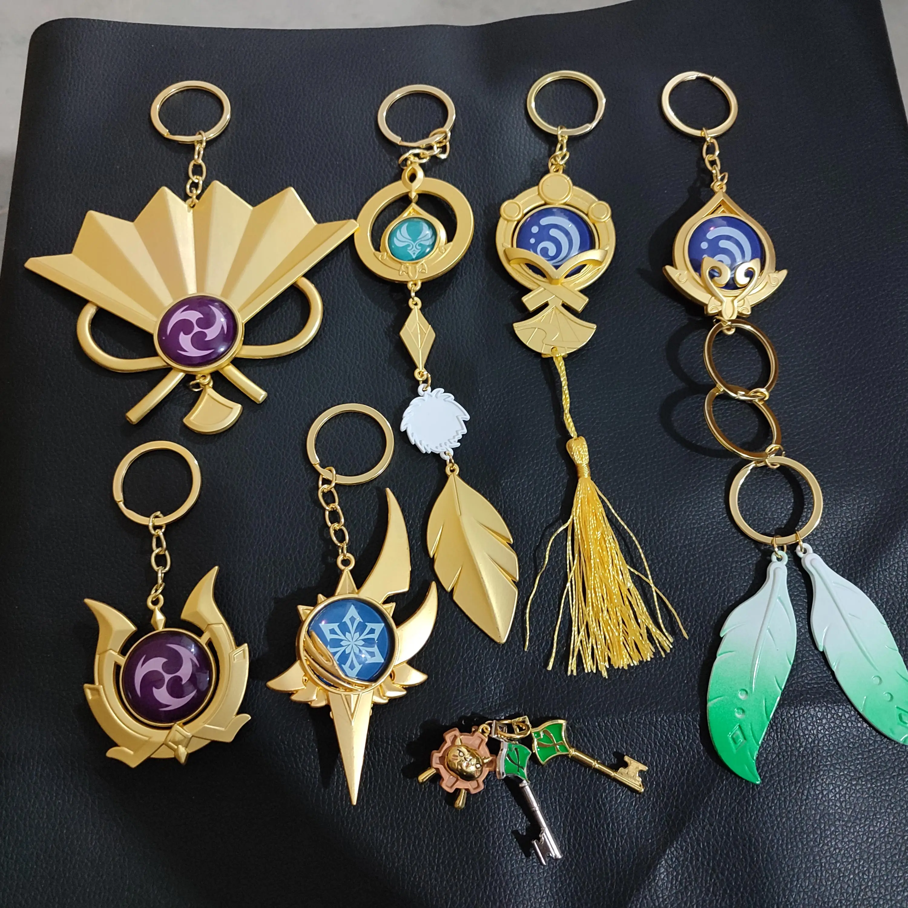 Game Genshin Impact Keychain Wanderer Vision Of God Luminous Feather Pendant Keyring For Anime Fans Costumes Props Jewelry