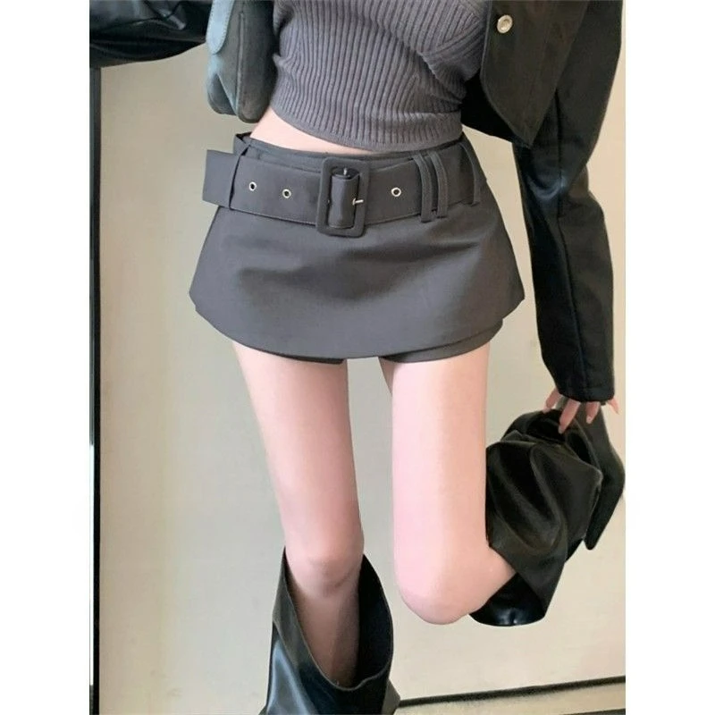 

Black Design Versatile Skirt Women's Autumn New High Waist and Thin Hip Anti-light Short Skirt