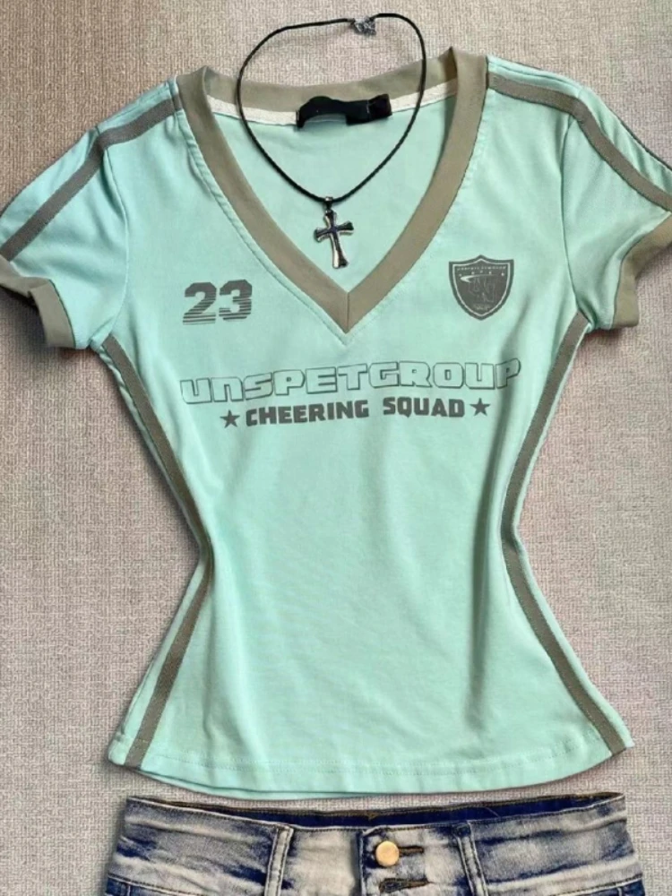 HOUZHOU 미국 복고풍 스포츠 티셔츠 여성 Y2k 섹시한 v 넥 반팔 티셔츠 빈티지 패치 워크 Coquette Blokecore 티셔츠