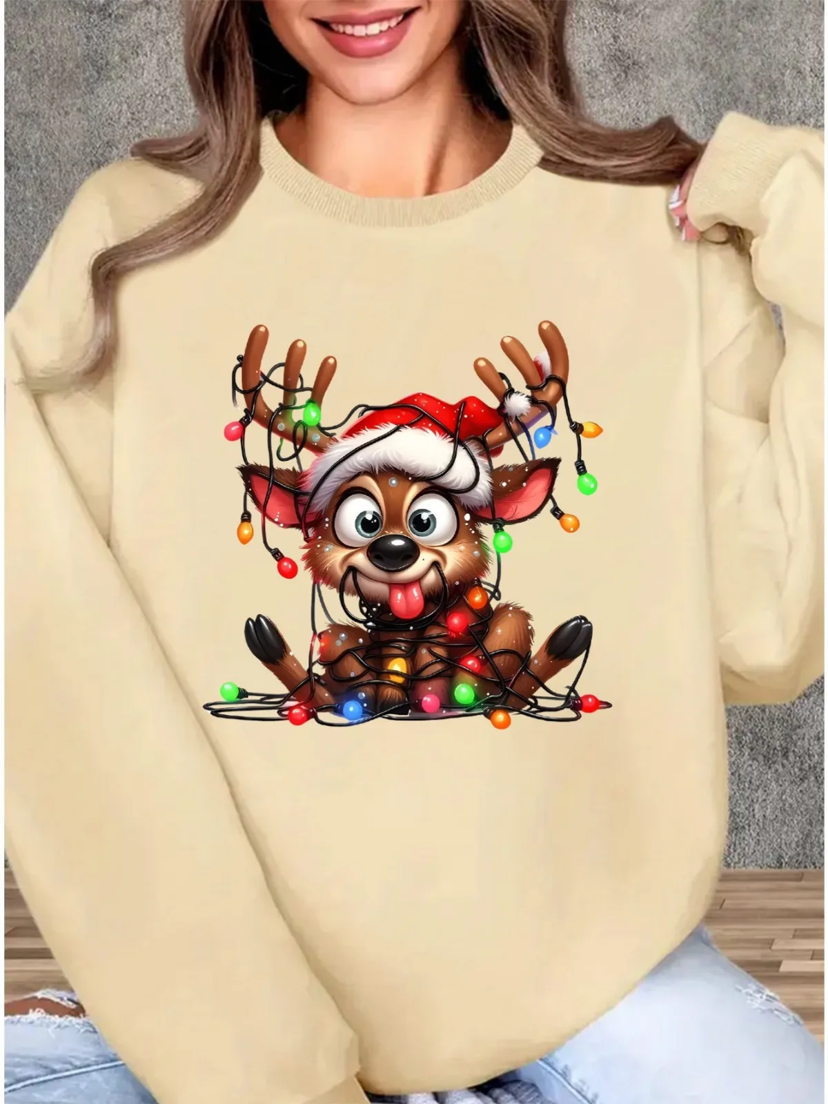 Women's Fashionable Christmas Lights Reindeer Print Round Neck Hoodie Casual Pullover Comfortable Holiday Gift Long Sleeved Top