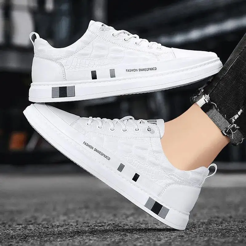 Marca vulcanizada sapatos masculinos novos esportes sapatos casuais para homens rendas confortáveis tênis masculinos branco tenis sapatos zapatillas hombre