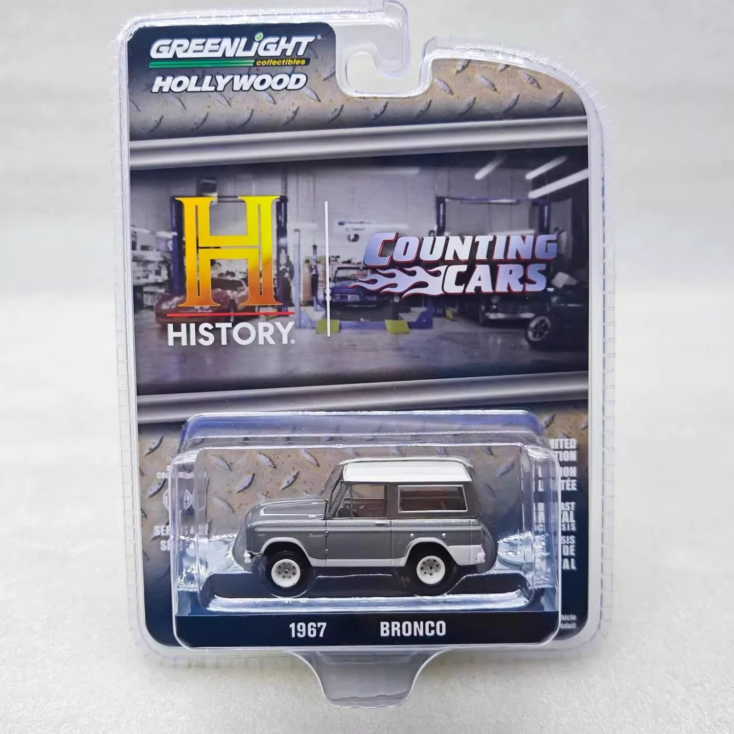 

1:64 1967 BRONCO Высокая имитация литья под давлением модель автомобиля из металлического сплава, игрушки для детской коллекции подарков