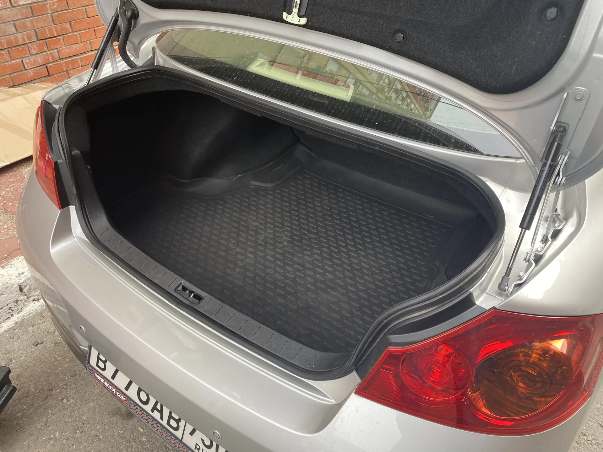 Автоматические стойки задней двери с пружиной для Infiniti V36 G25/G35/G37 без спойлера 2006-2015, поддержка подъема, демпфер амортизатора