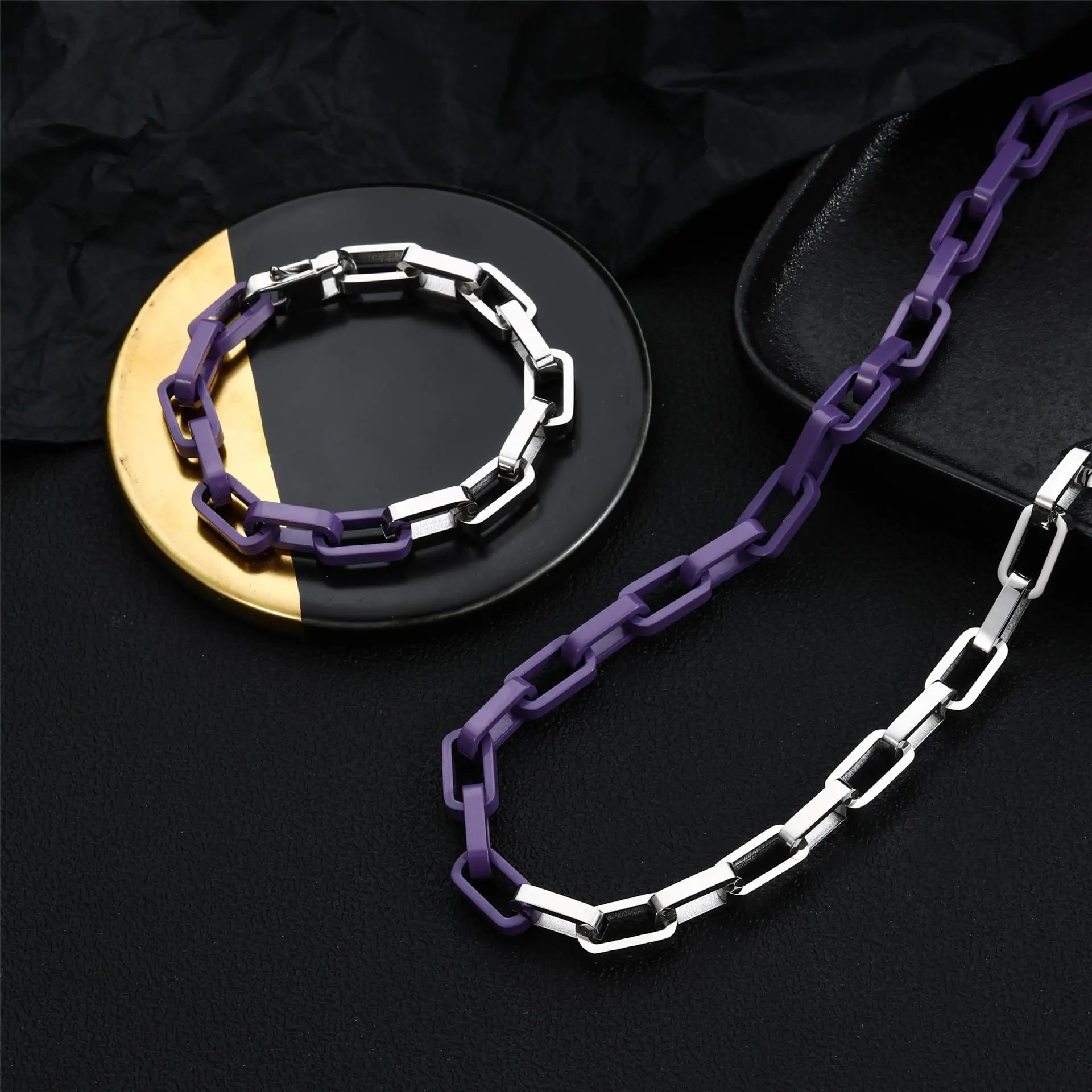 

Stainless Steel Jewelry Paint Splicing Cuban Chain Thick Necklace Niche High-grade Light Luxury Titanium Steel Necklace Hip-hop
