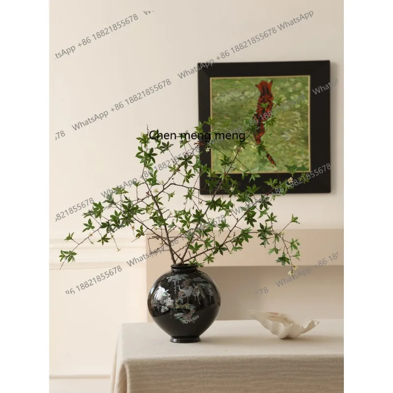Nuodian vase 