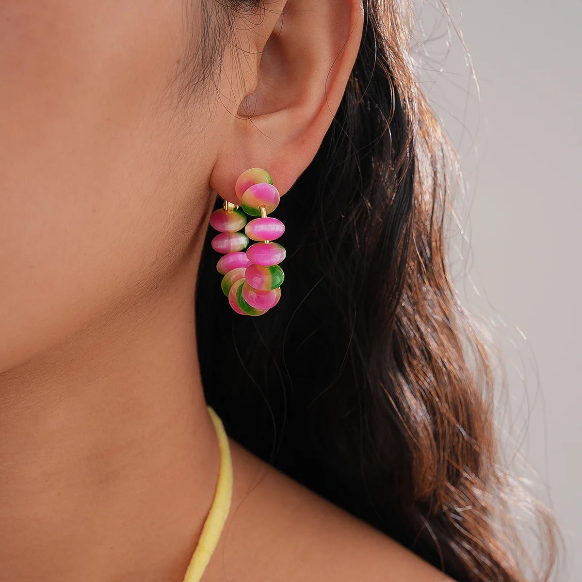 

Personalized Colored Bead Ear Studs with Large Circular Shapes Fashion Women's Punk Jewelry for Daily Wear Trendy Party Earrings