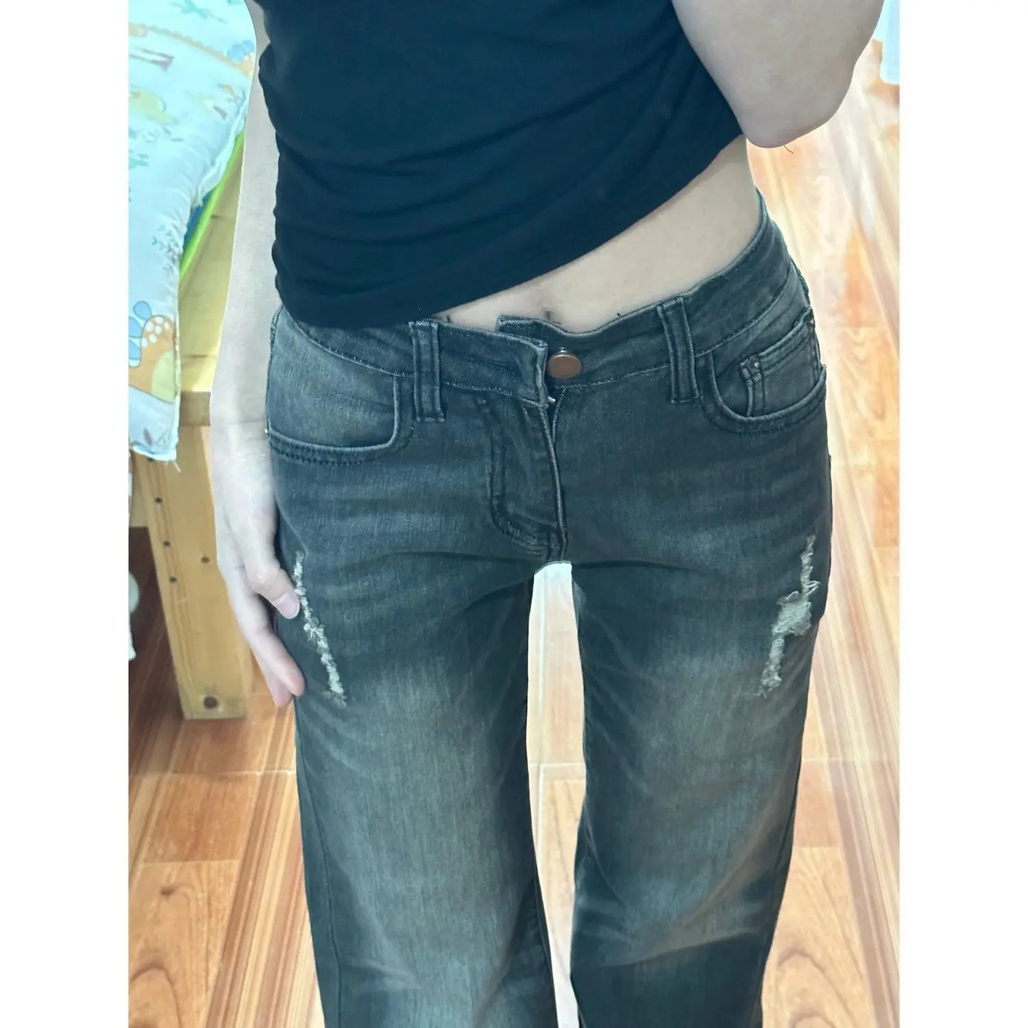 

Женские джинсы с высокой талией, потертые, изношенные, рваные, с потертым подолом, женские джинсовые модные гранж-автоматные панк-рок, готический эмо