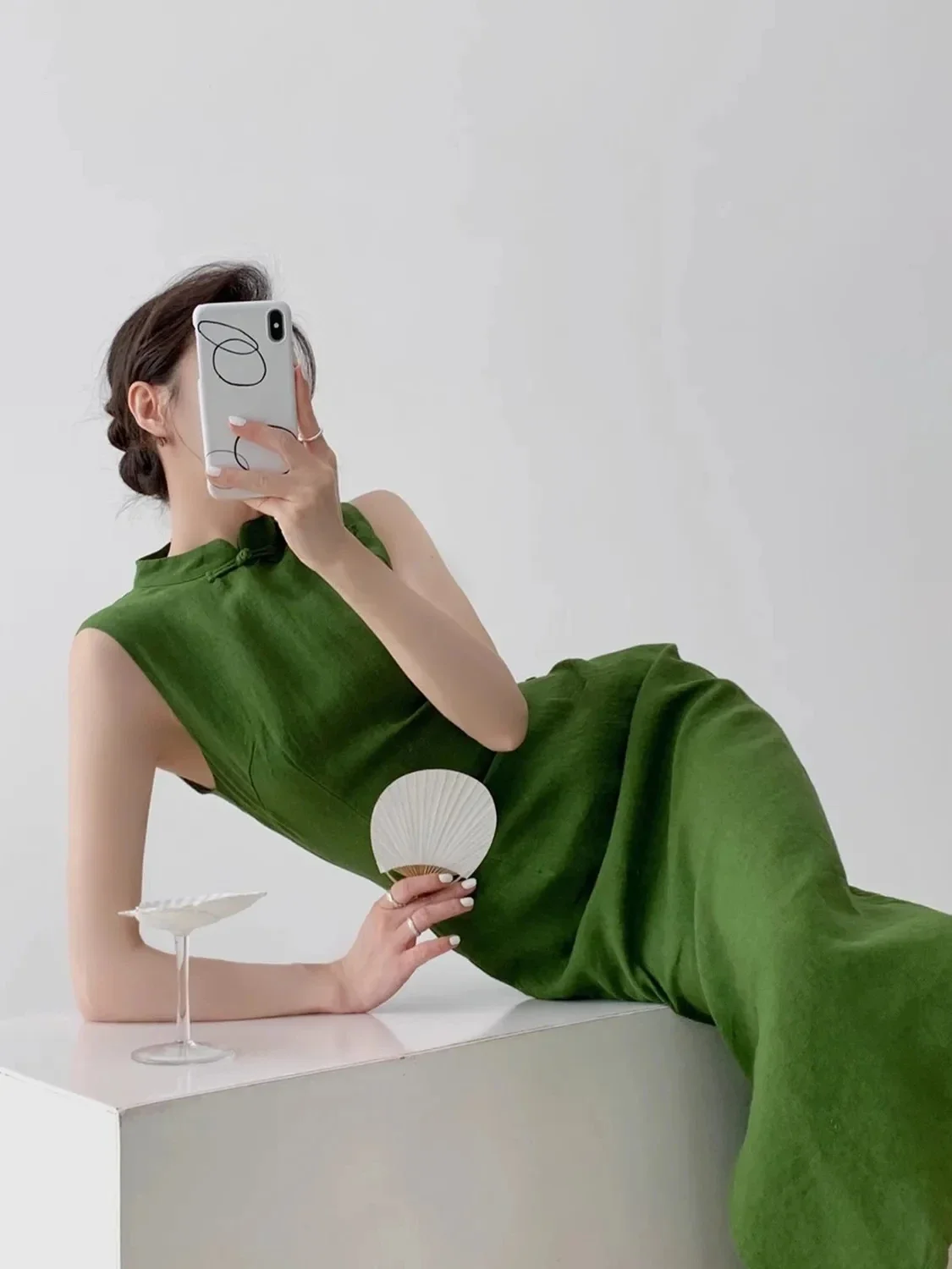 2025 빈티지 자연 문학 예술 드레스 중국 스타일 매일 향상된 레저 qipao 섹시한 민소매 허리 cinching 슬릿 qipao