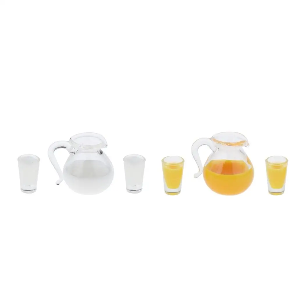 Miniatuur glazen drinkflessen kopjes met melk/sapmodel 1/12 poppenhuiskeuken