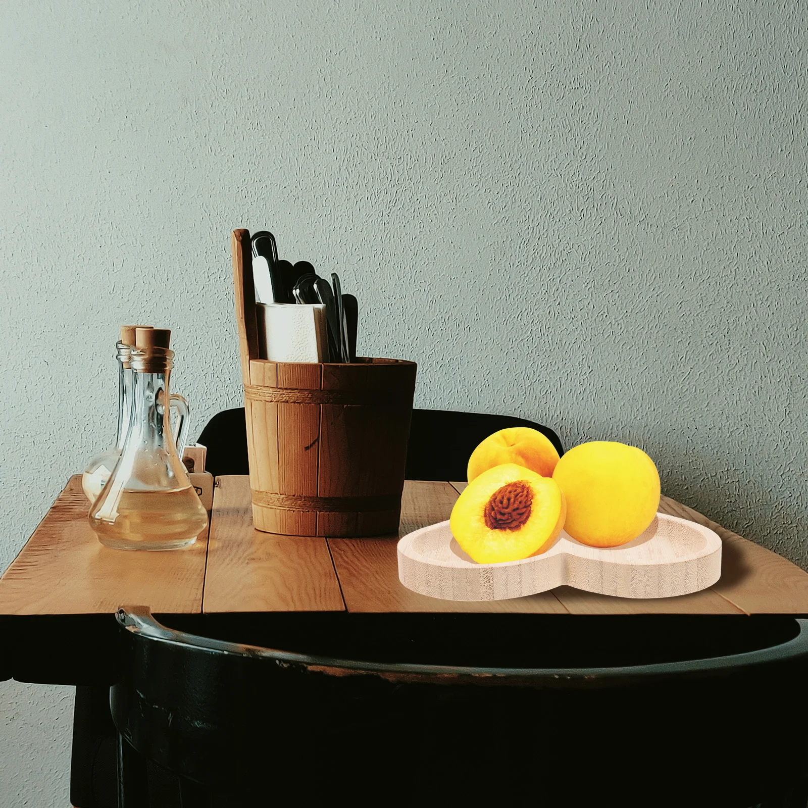 

Heart Shaped Wood Fruit Tray Decorative Dessert Serving Plate Multipurpose Wooden Tableware For Snacks Storage Kitchen