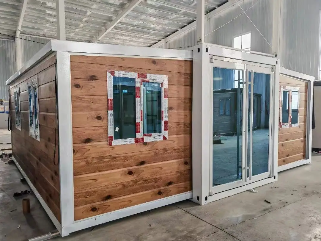 China Prefabricated Houses With Bathroom Kitchen Prefab Mobile House 20ft 40ft Foldable Container House Luxury For Sale