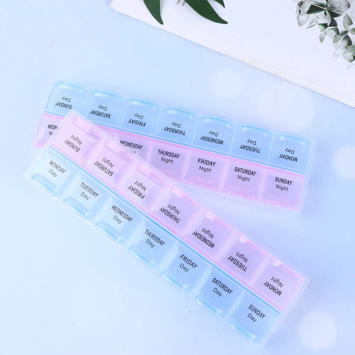 

2Pcs 14-Grid Weekly Pill Organizer Lightweight Portable Plastic Storage Case for Medicine Vitamins Rings Earrings Daily Travel