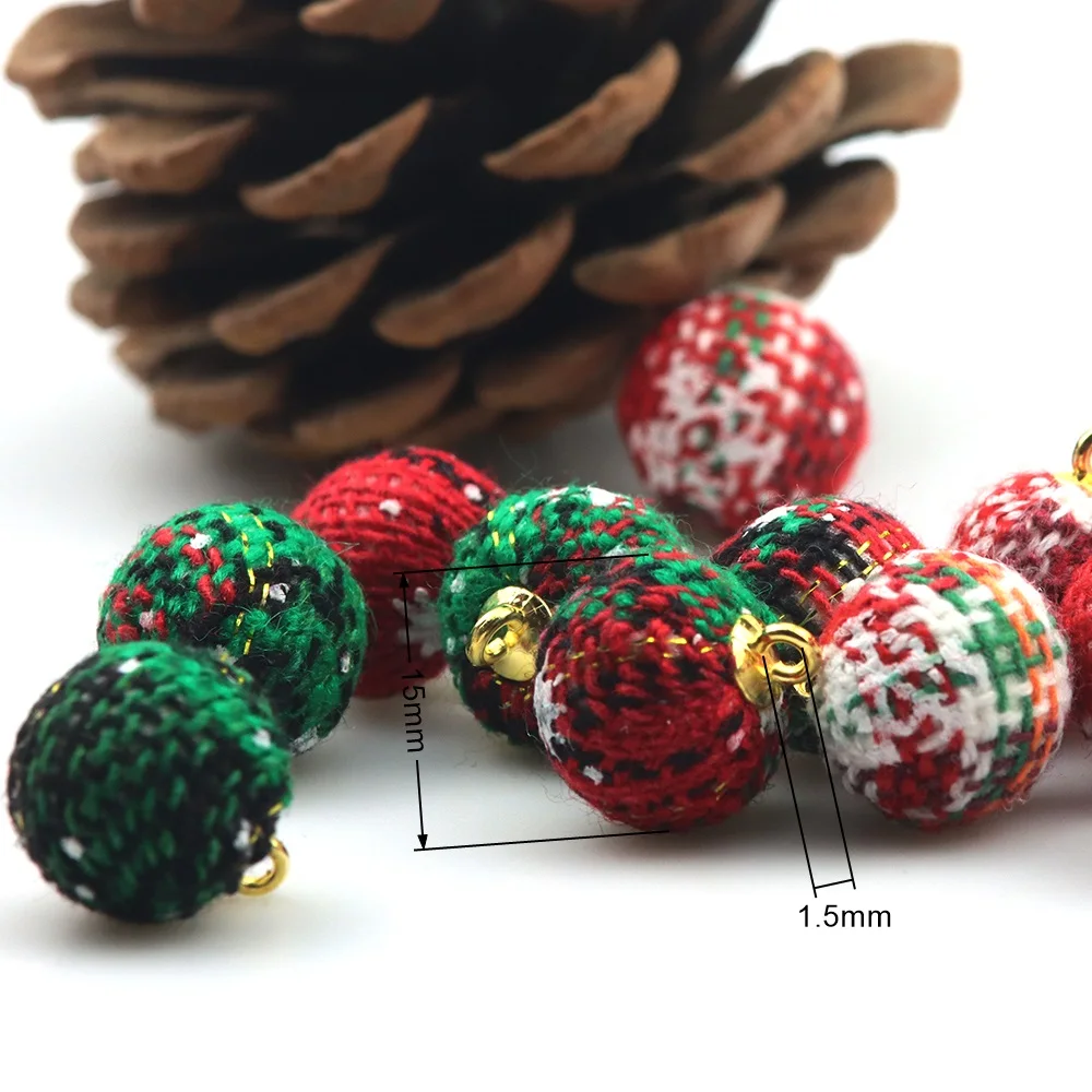 4pcs Christmas Ball Christmas Tree Pendant Decoration Red and Green Checkered Cloth Ball DIY Earrings Necklace Home Decoration