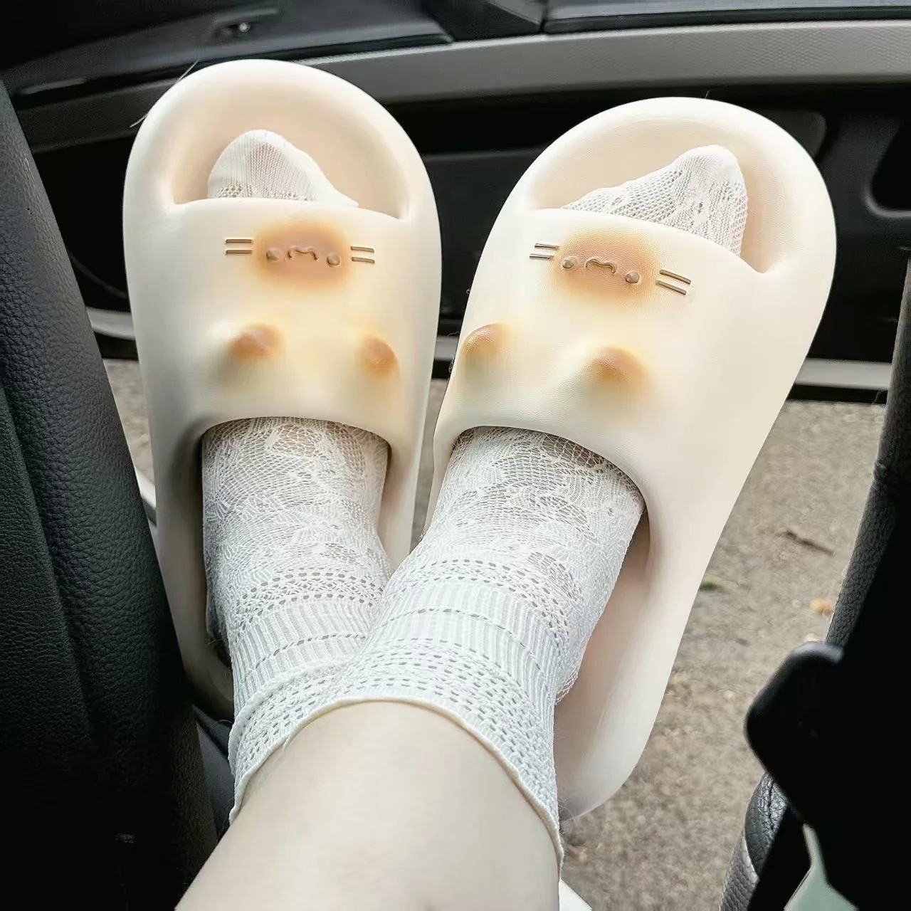 

New fashion cat slippers for summer woman open toe slides novelty slippers women's lovely kitty mules ladies ultra light shoes