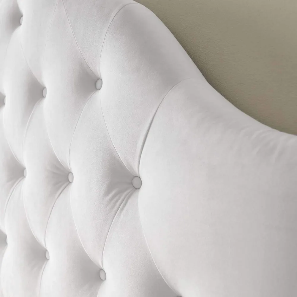 Sovereign Full Diamond Tufted Performance-Kopfteil aus Samt, Weiß