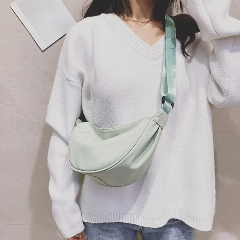 

Leisure style, convenient travel bag, high-end fashion, shoulder bag, dumpling bag, niche design, versatile women's bag