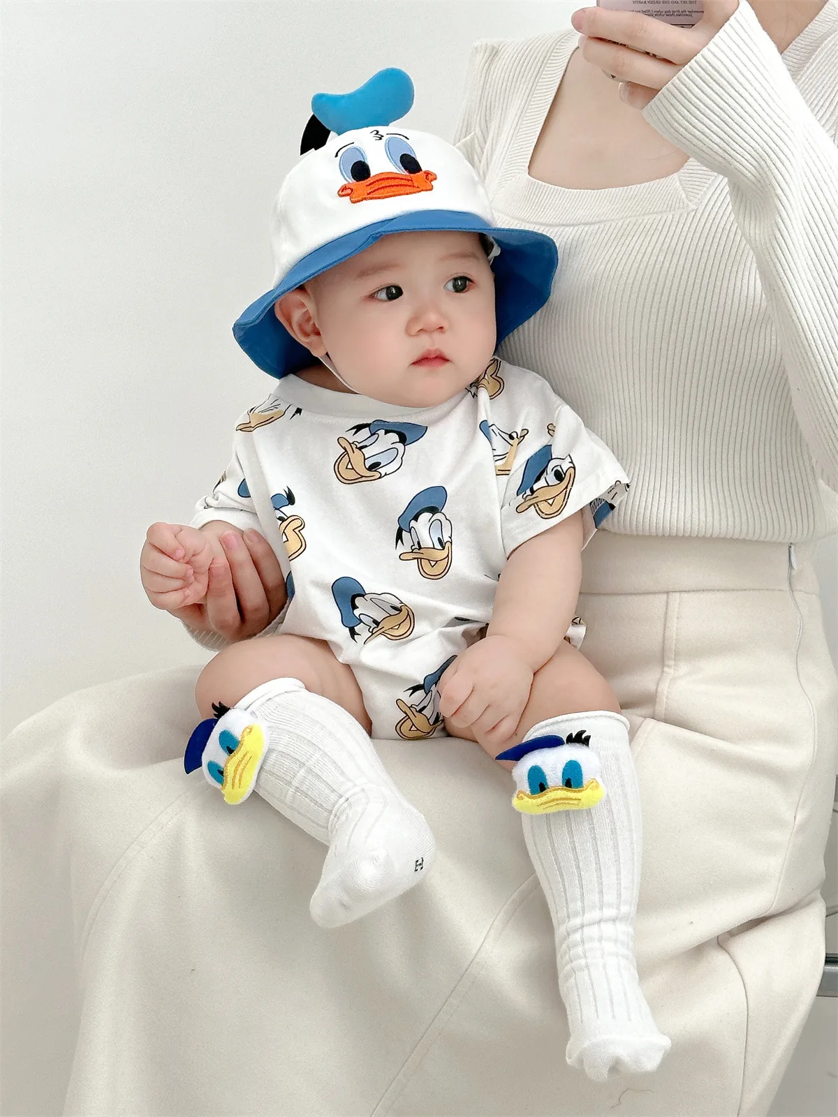 Cute Donald Duck Pattern Short Sleeve Triangle Cover Baby A Cotton Soft and Comfortable Men's and Women's Baby Outing Clothes