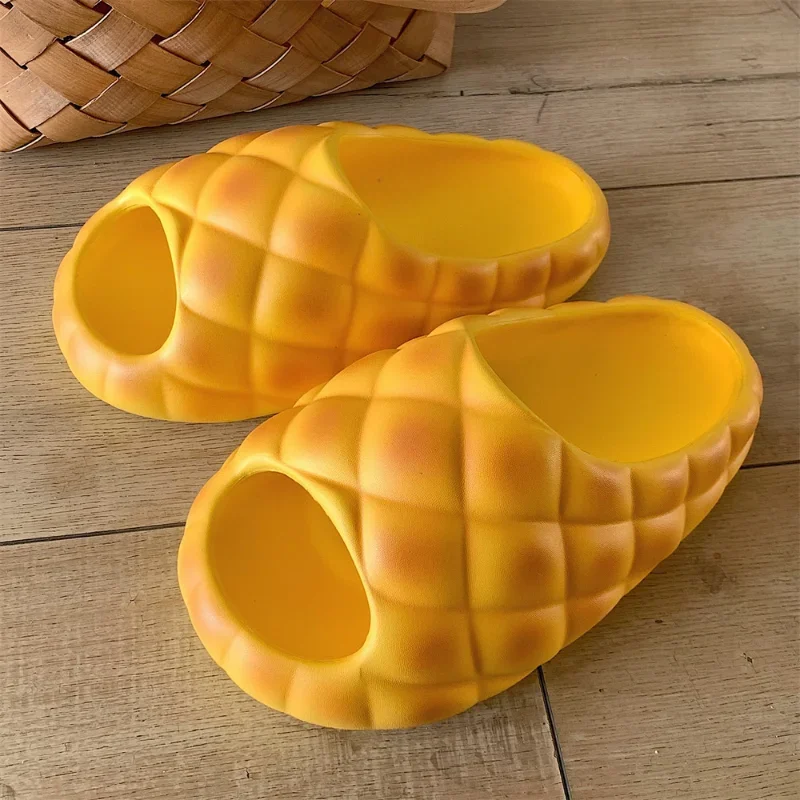 Bread slippers women Cartoon cute Kawaii Flip Flops summer sandals Non Slip Home House shoes Men Male Ladies Female new 2024