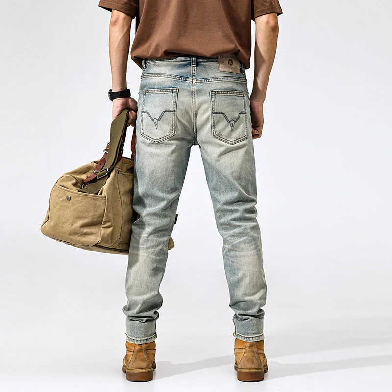 Y2Kファッション ニュージーンズ 刺繍 ウォッシュド ノスタルジック 穴あき パッチ レトロ ライトブルー メンズジーンズ