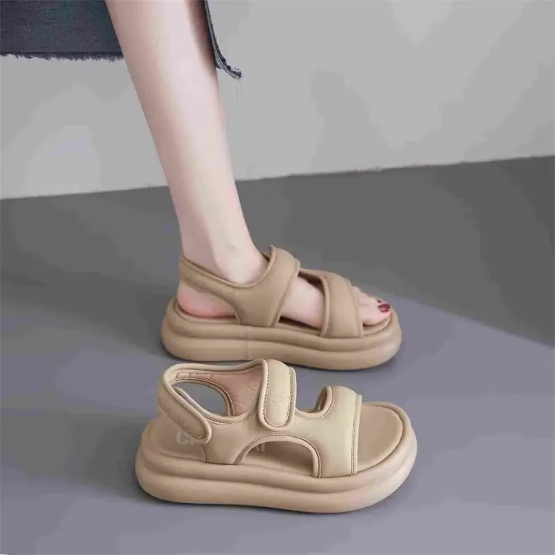 Summer Fashionable Casual and Comfortable Girls\' Elegant Open-toe Soft-soled Anti-slip and Wear-resistant Thick-soled Sandals