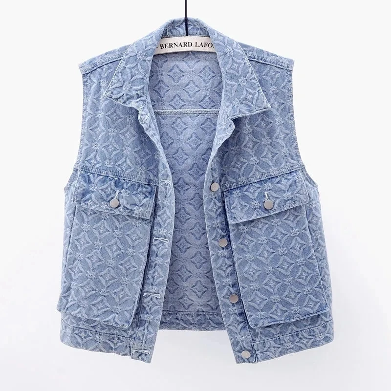 

2024 Spring Autumn New Women's Denim Vest Jacket Embroidery Jacquard Ladies Coat Sleeveless Pocket Cowboy Waistcoat Female 5XL