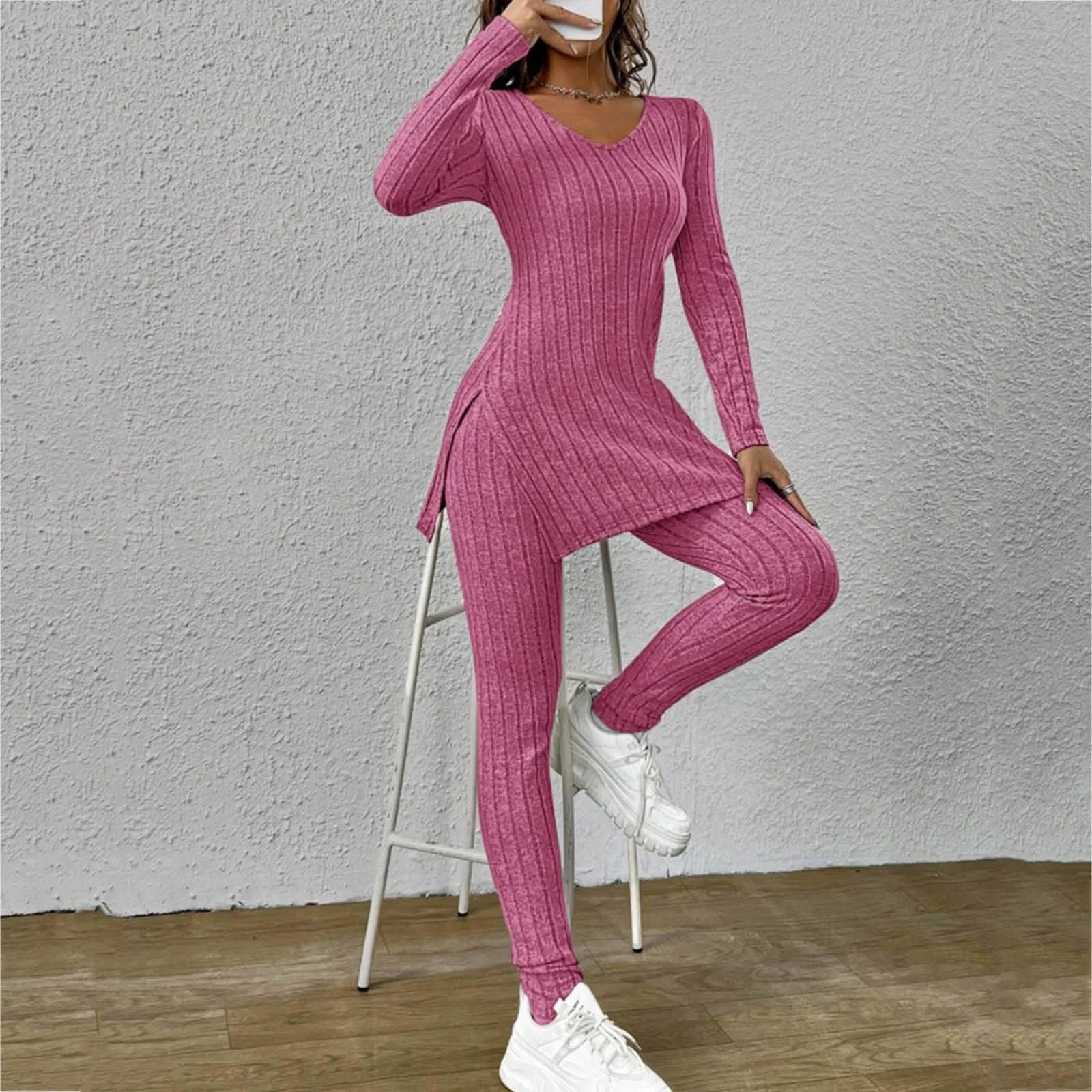 

2024 Women's Solid Color Two Piece Outfits Long Sleeve V Neck Slit Hem Simming Fit Tee Shirt And High Waist Pants Sets Tracksuit