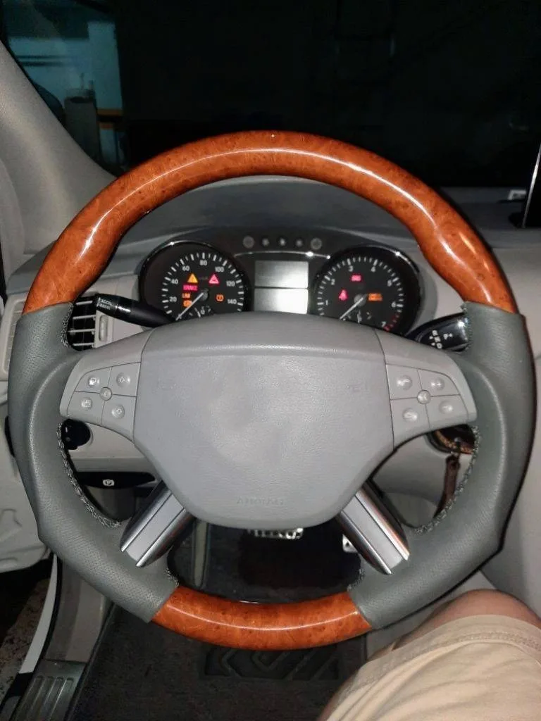 FOR 2005-2008 Mercedes-Benz W164 M ML Steering Wheel Chestnut Wood Darker Gray Leather