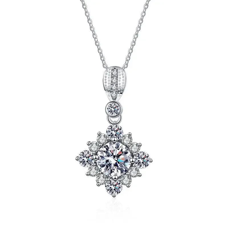 

18K platinum diamond pendant plated PT950 platinum necklace geometric princess full diamond D color moissanite clavicle chain