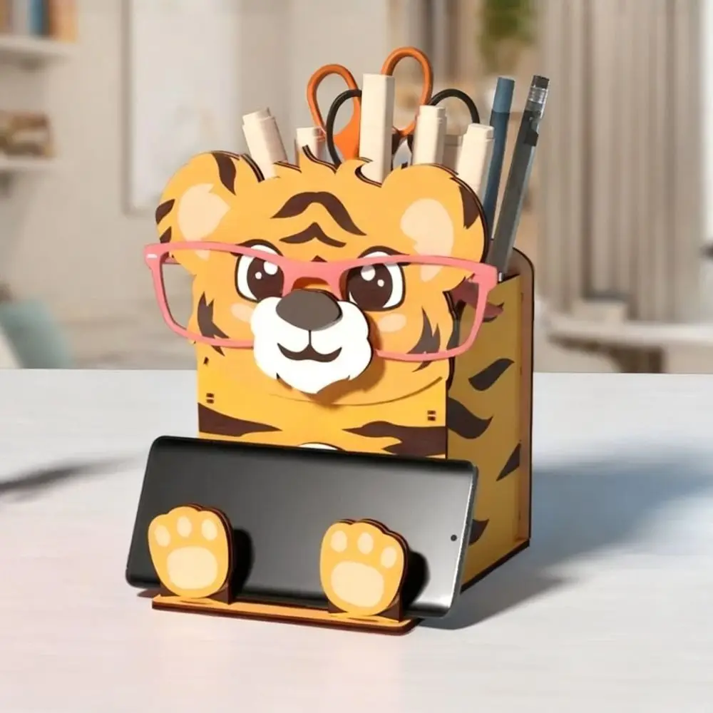 Hand Carved Animal Glasses Holder Wooden Material 3D Design Pen Holder Rack Cartoon Shape Multi-Functional Spectacle Stand