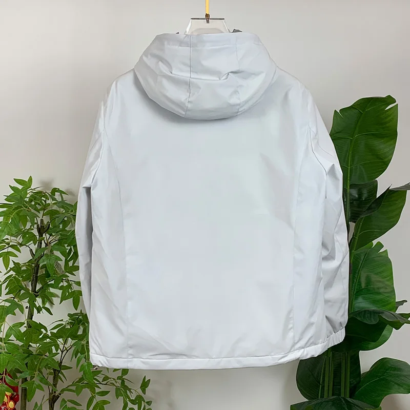 BC إيطاليا الدافئة الأبيض بطة أسفل المال القديم أسفل سترة