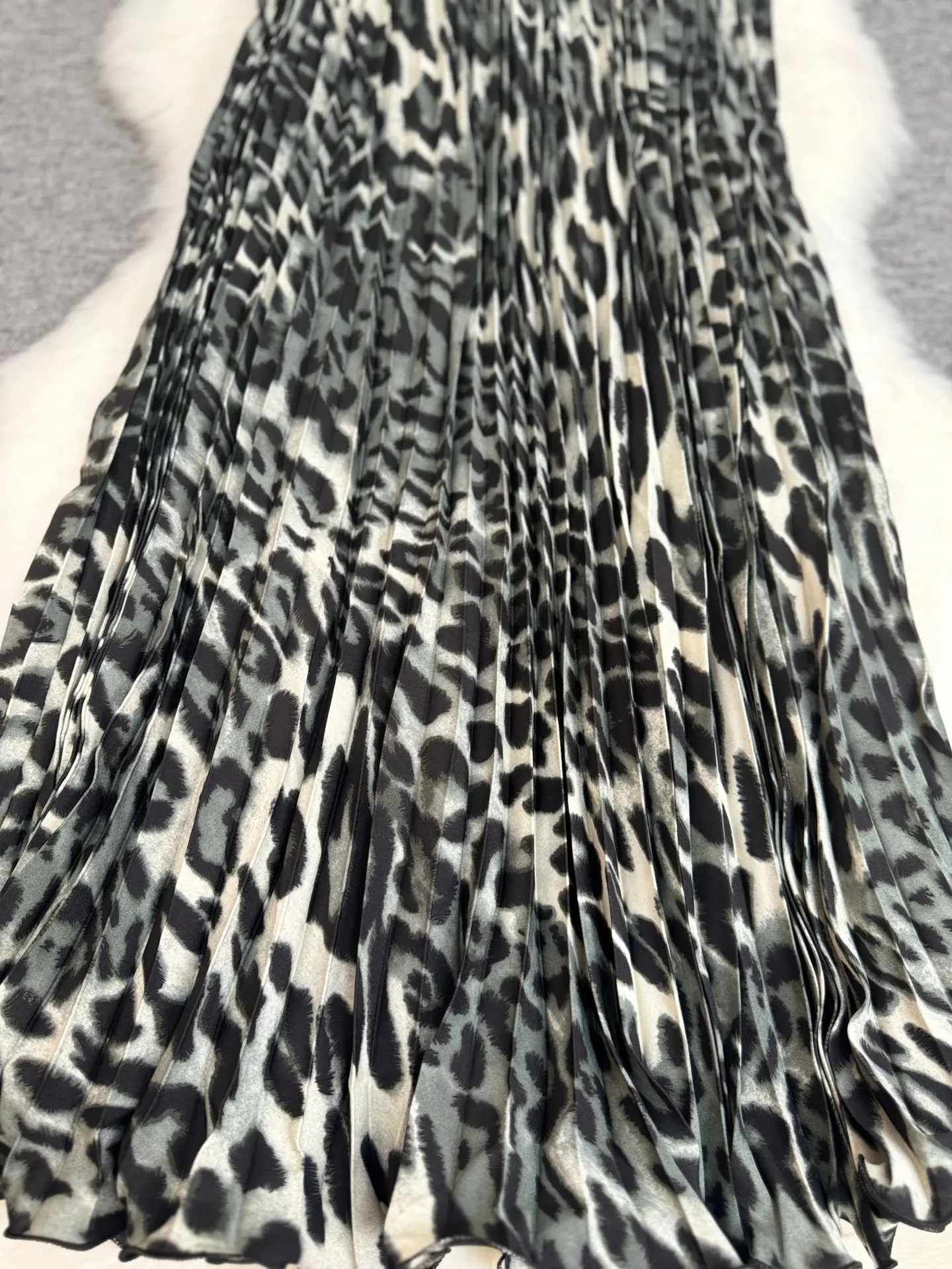 Spring Summer Leopard Print Pleated Long Skirt For Women 2026 Vintage Casual Office Lady Skirts