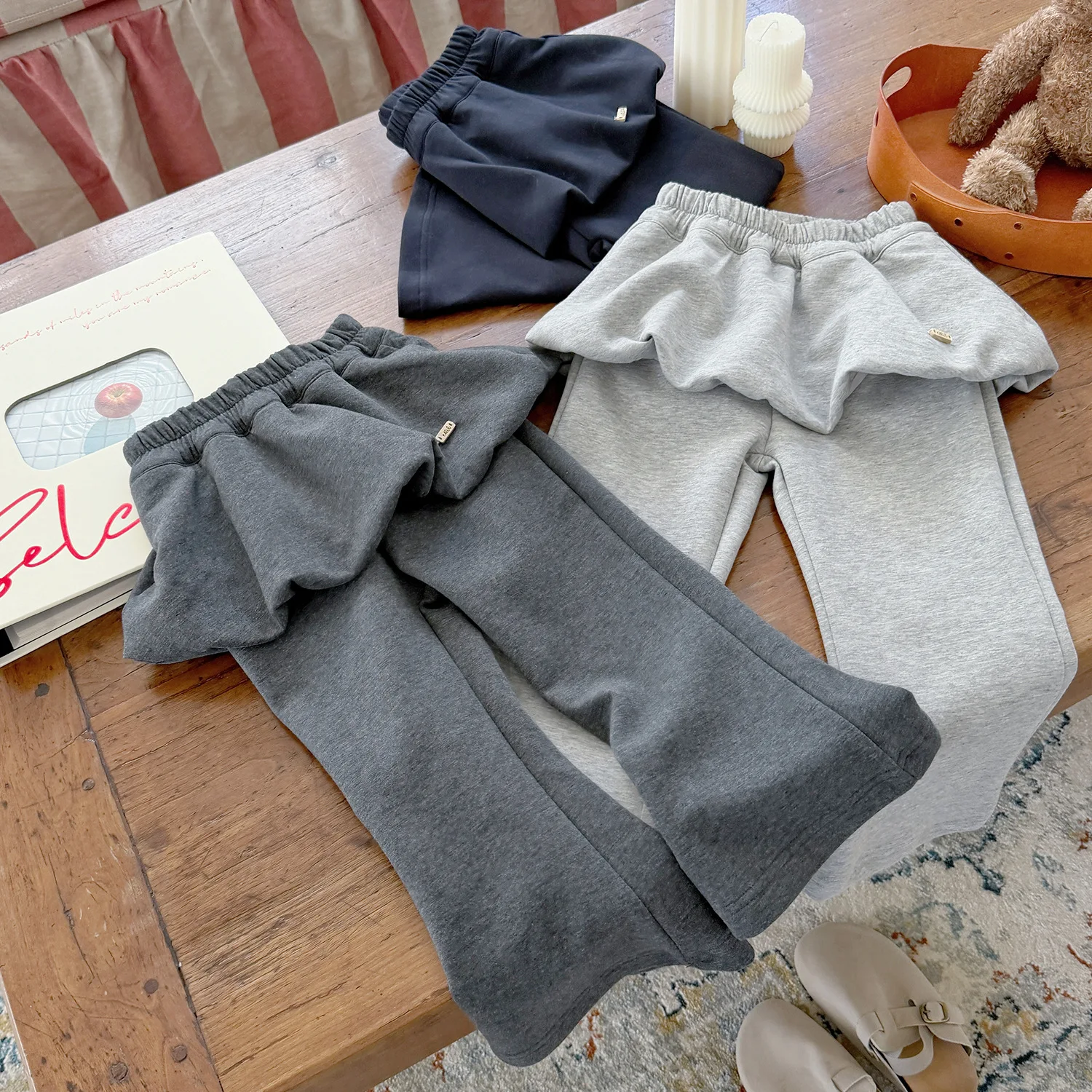 Girl Pants 2026 Spring and Autumn New Children's Clothing Korean Style Girl Baby Fart Curtain Flower Bud Waist Micro La Pants