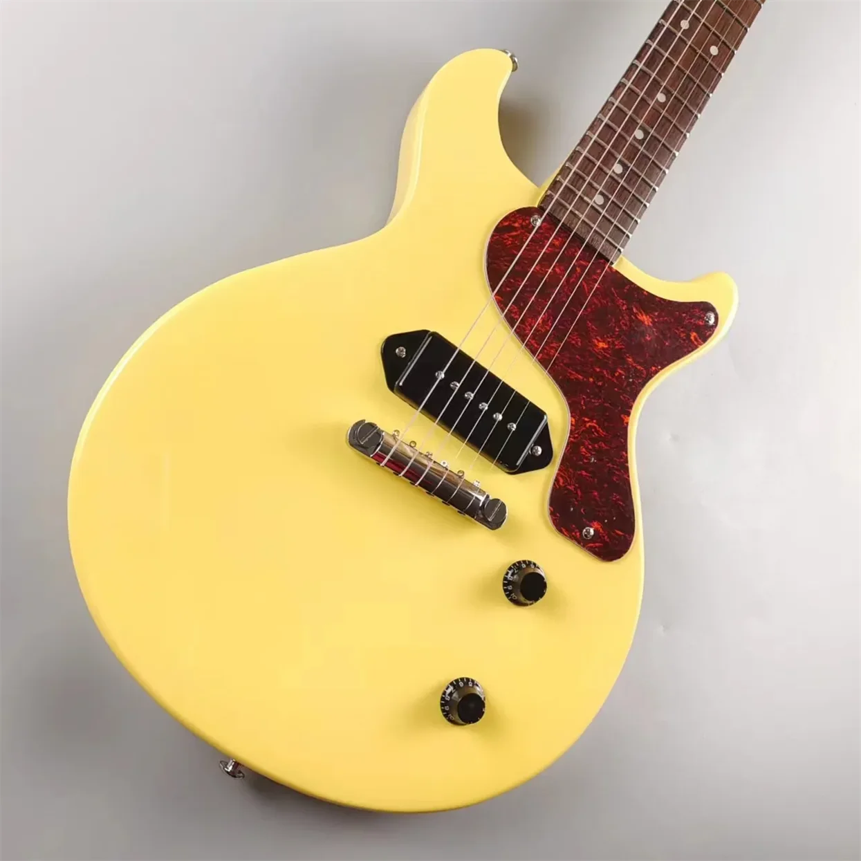 Standard electric guitar, TV yellow, black P90 pickup, retro tuner, available in stock,