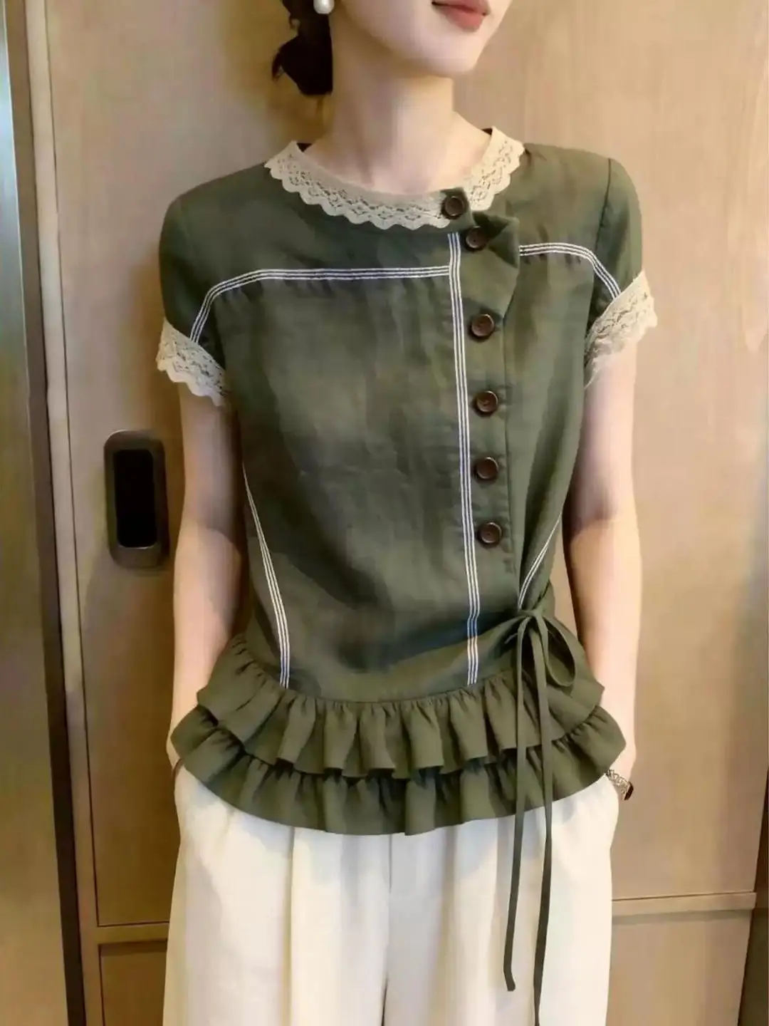 Stunning Unique Beautiful Women's Top Summer 2026 Fashionable Anti-Aging Super Cute Single Wear Short Sleeve Shirt