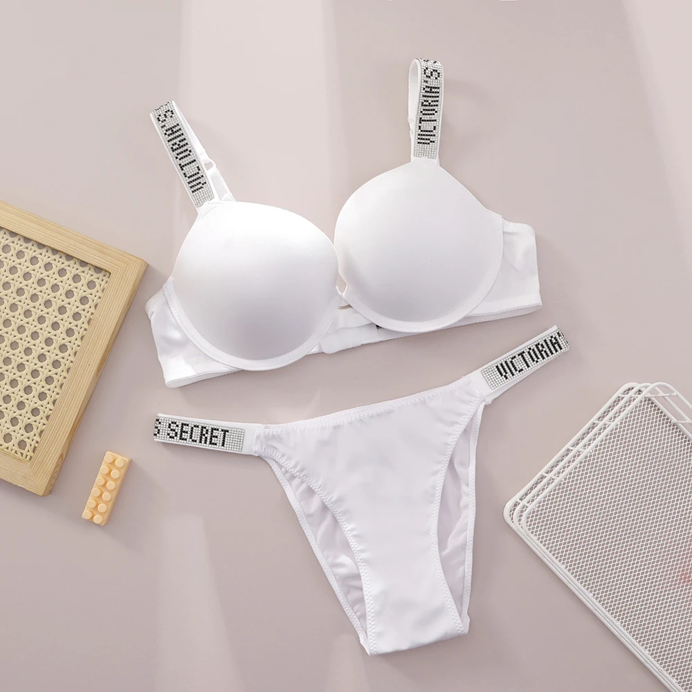 Victoria Secret Shine Script T - Beauty Makeup Louis Vuitton avis et prix