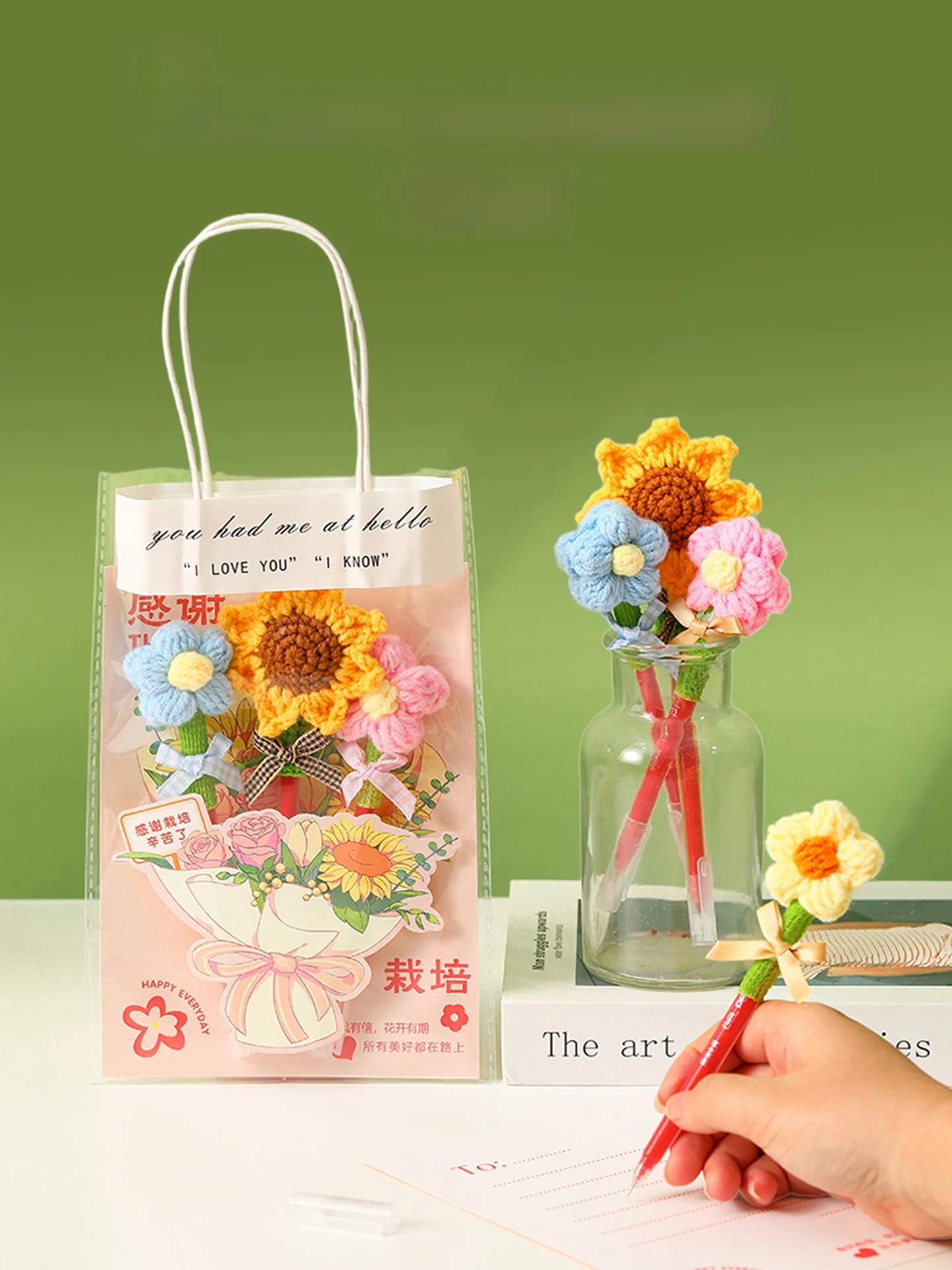 teacher's-day-gift-2026-new-red-pen-flower-bouquet-greeting-card-souvenir-for-kindergarten-female-teacher-class-leader