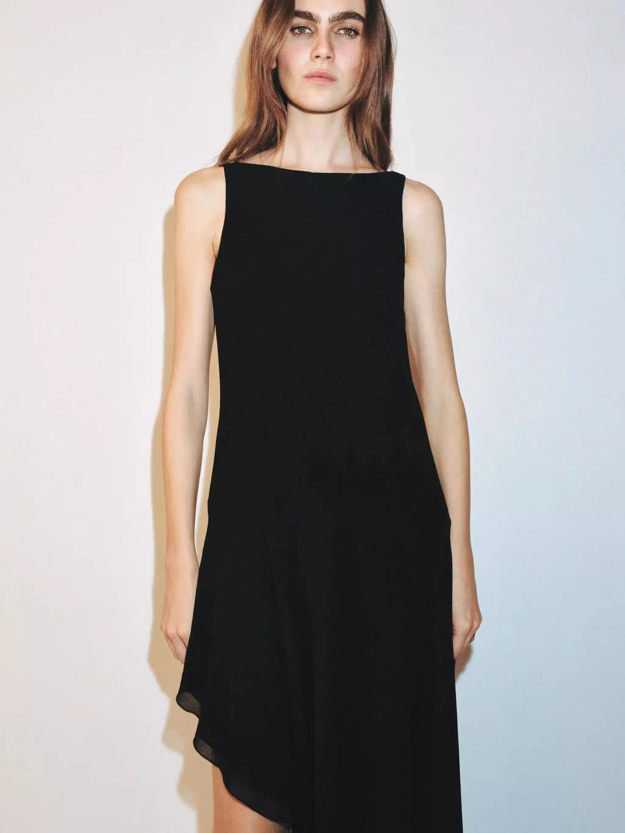 

New Summer Women's Asymmetrical Sleeveless One-Shoulder Midi Dress 2026 Seasonal Fashionable Elegant Gown for Ladies