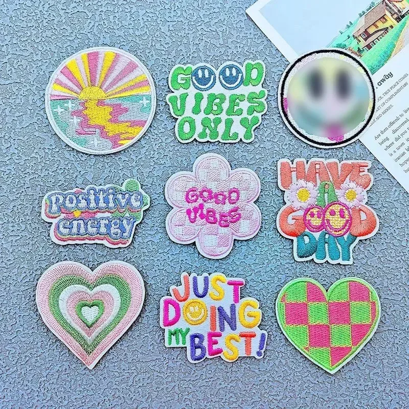 Cartoon Stickerei Patch Sonnenaufgang Glückliches Leben Eisen auf Patches Schmelzbare Aufkleber für Kleidung DIY Bügeln Abzeichen Taschen Hüte